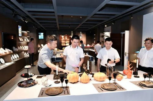 企業(yè)的事，大家共同來想辦法——傅顯明假日進企服務(wù)日用品行業(yè)